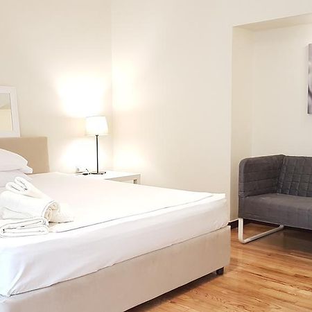 Errathens Vanilla Apartment - Athens Center Екстер'єр фото