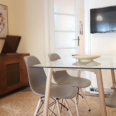 Errathens Vanilla Apartment - Athens Center Екстер'єр фото